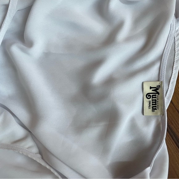 Show me your mumu White chiffon flowy tank - Picture 3 of 4